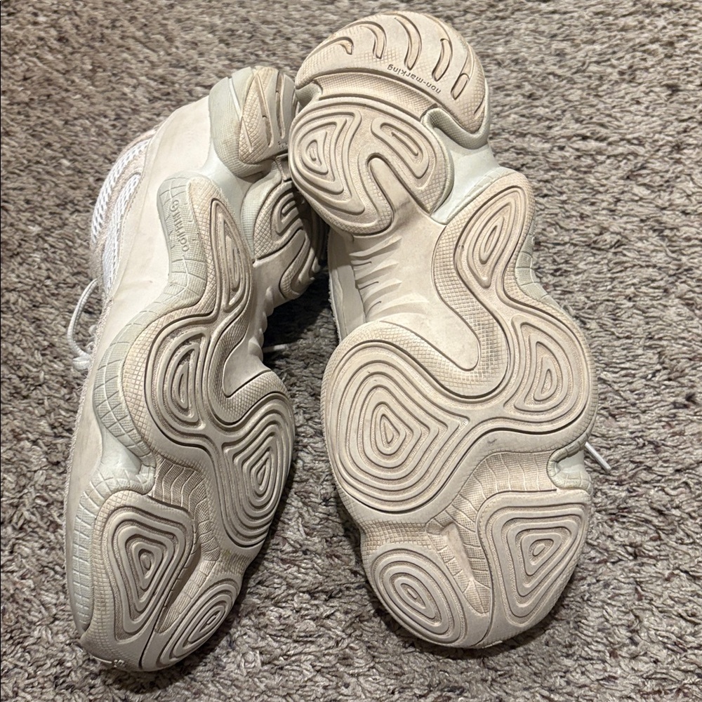 Yeezy 500 “Blush” - Picture 4 of 7